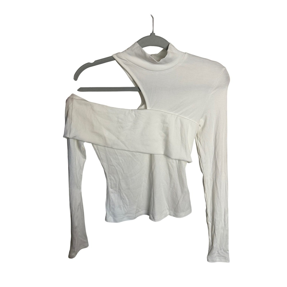 Commense Cutout Mock Neck Long Sleeve Ribbed Top‎ Modern Chic
